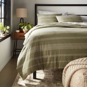 F/Q Cotton Woven Stripe Duvet Cover & Sham Set Moss Green/White - Threshold